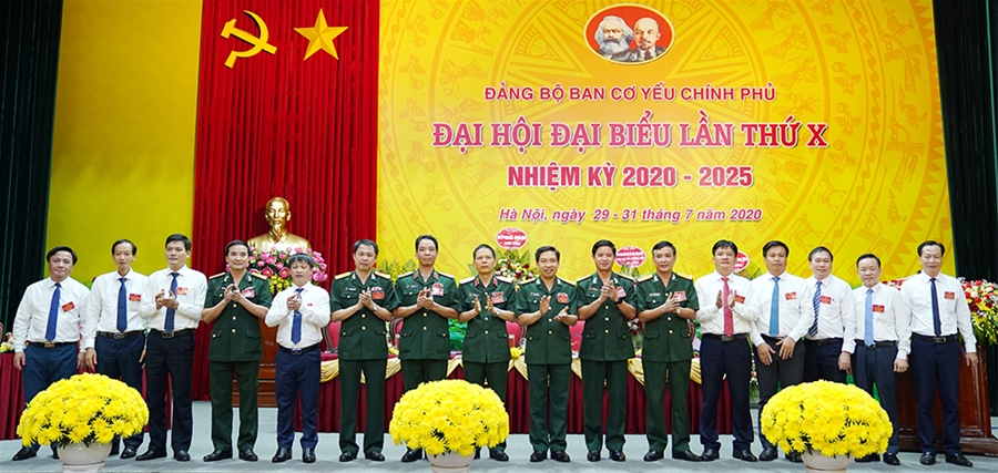 Phát huy truyền thống 75 năm xây dựng, chiến đấu và trưởng thành, xây dựng Ngành Cơ yếu Việt Nam cách mạng, chính quy, tiến thẳng lên hiện đại